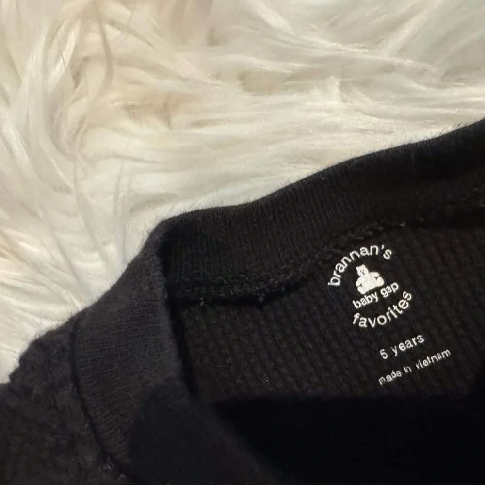 Baby Gap Black Thermal Waffle Knit‎ Top Kids Size 5 Unisex Long Sleeve